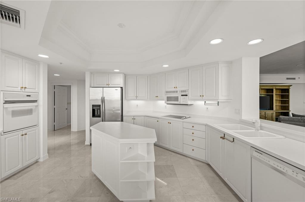 PELICAN ISLE - Residential