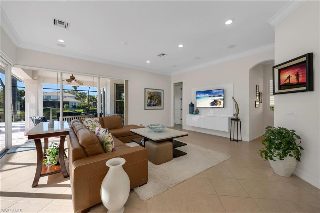 BANYAN WOODS - Residential