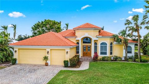 Ranch in FORT MYERS FL 1018 Town And River DR.jpg