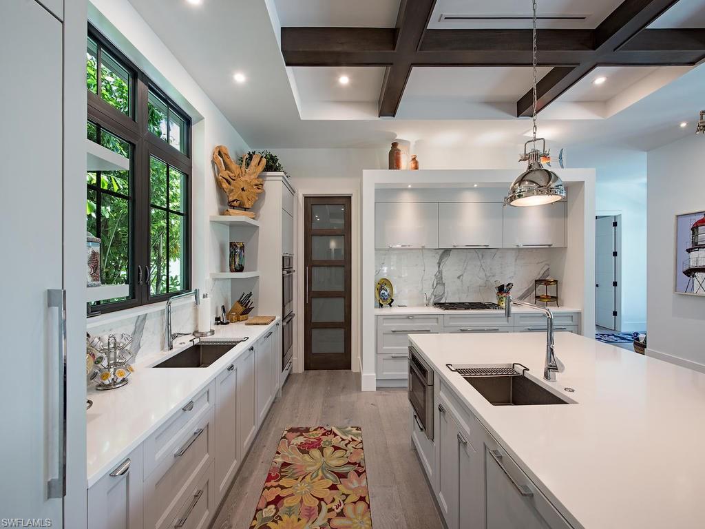 OLDE NAPLES - Residential