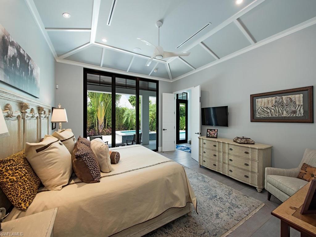 OLDE NAPLES - Residential