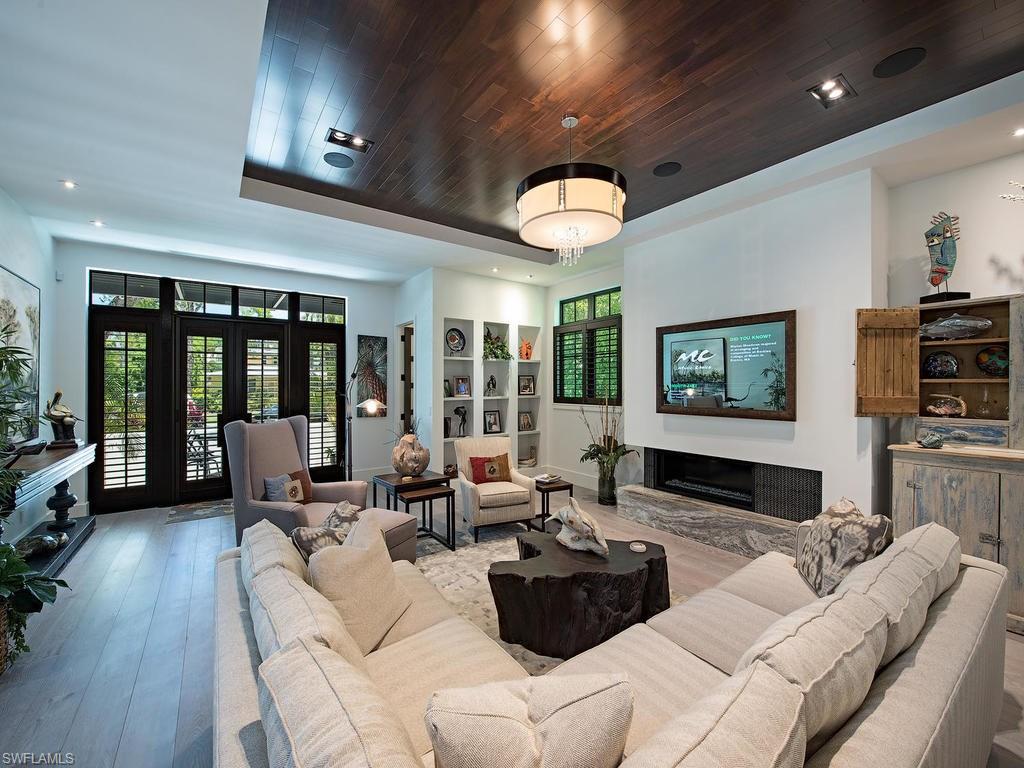 OLDE NAPLES - Residential