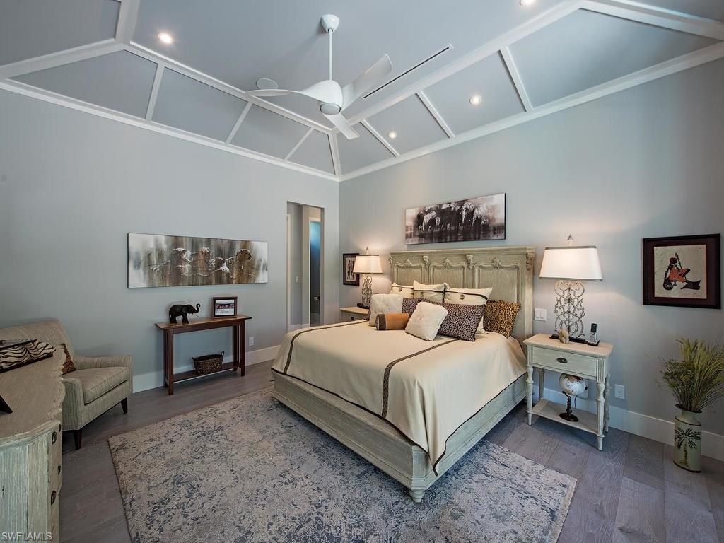 OLDE NAPLES - Residential