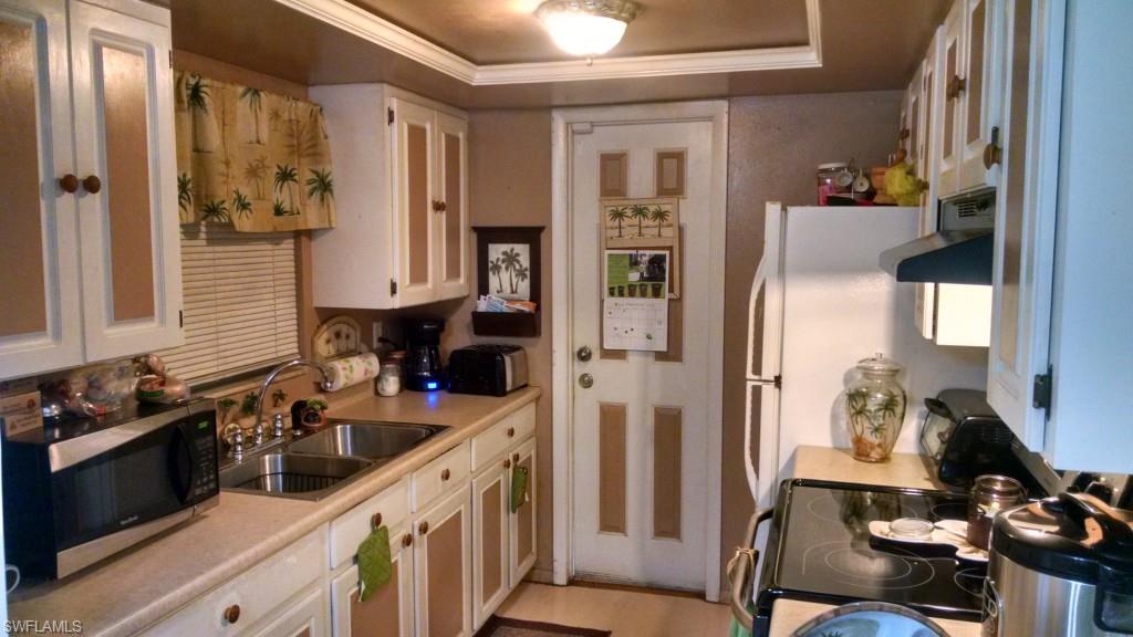 FORT MYERS SHORES - Residential