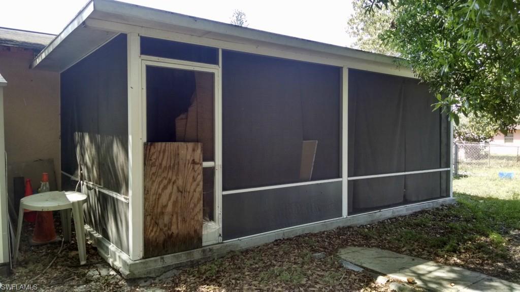 FORT MYERS SHORES - Residential