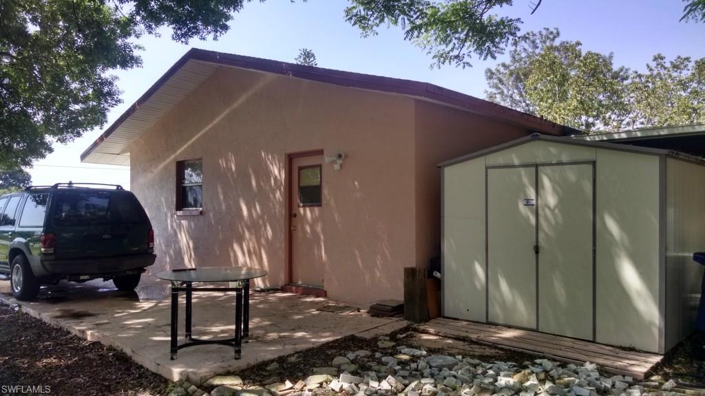 FORT MYERS SHORES - Residential