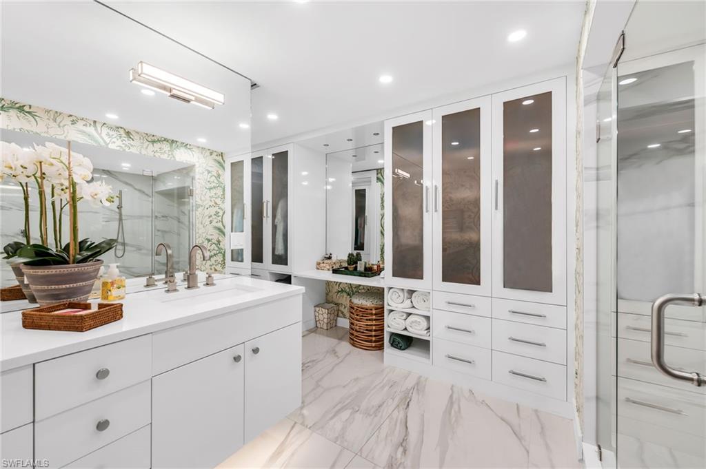 WILDERNESS COUNTRY CLUB - Residential