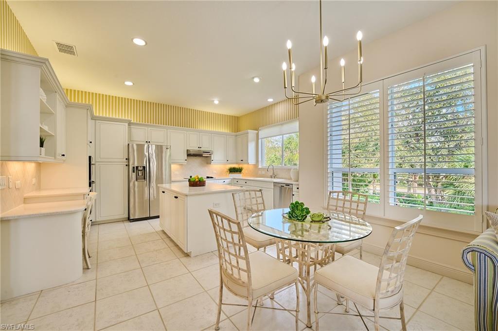 LANCASTER SQUARE - Residential