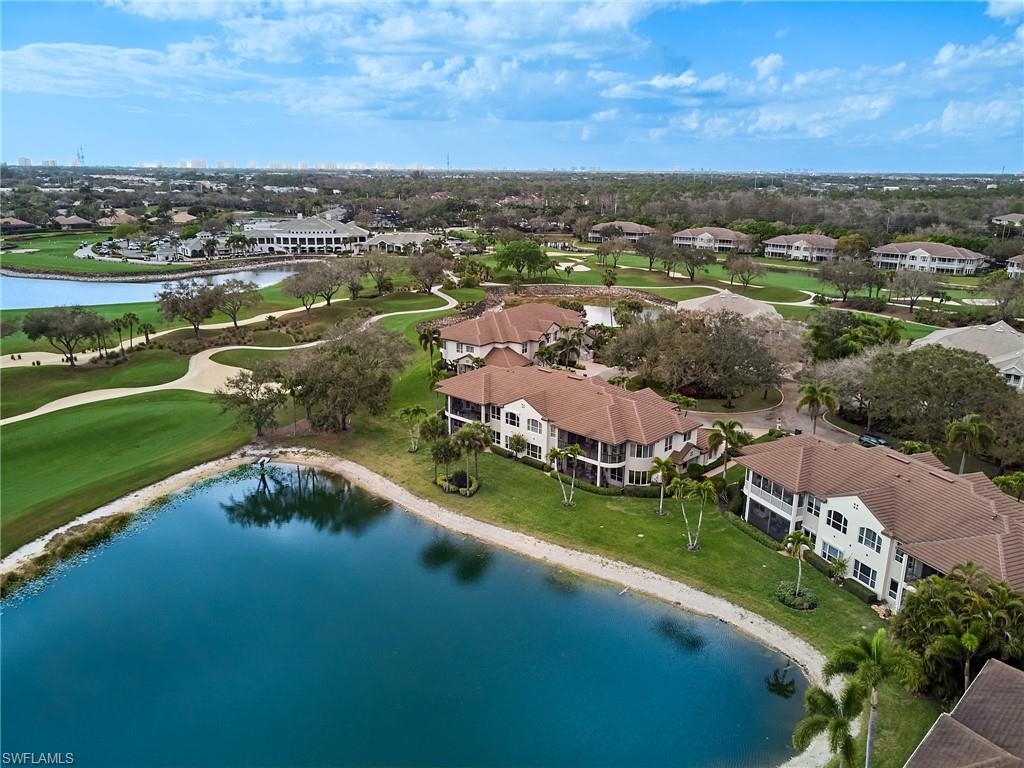 LANCASTER SQUARE - Residential