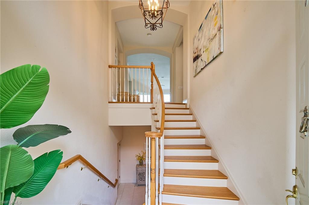 LANCASTER SQUARE - Residential