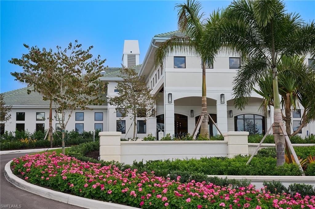 LANCASTER SQUARE - Residential