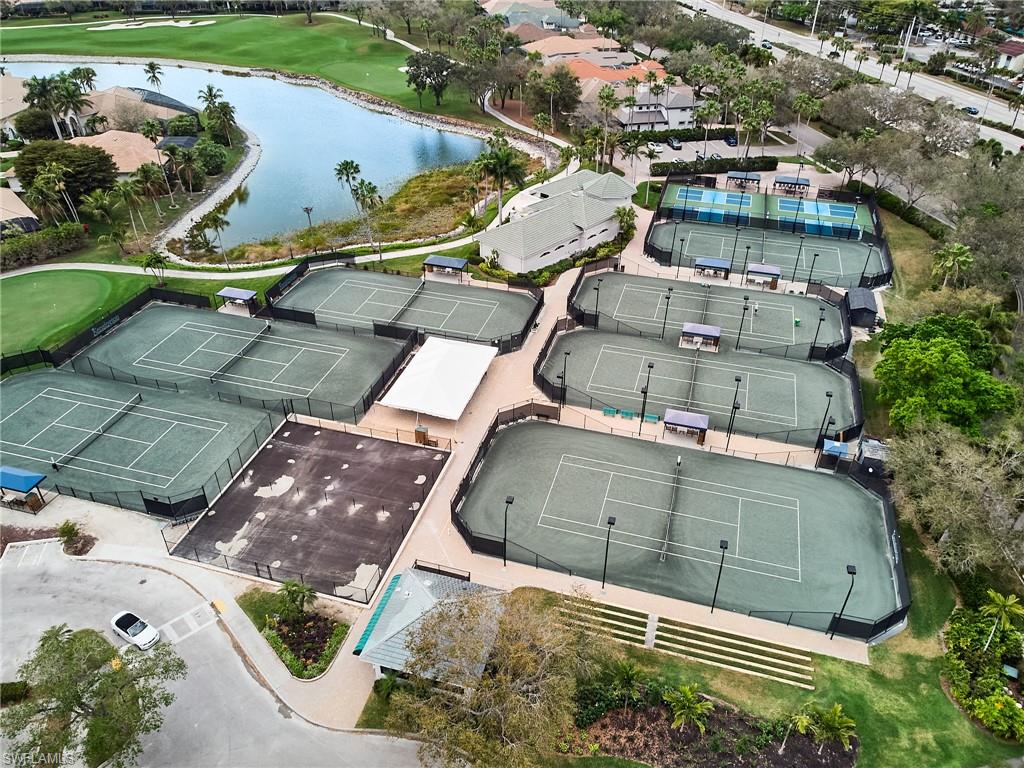 LANCASTER SQUARE - Residential