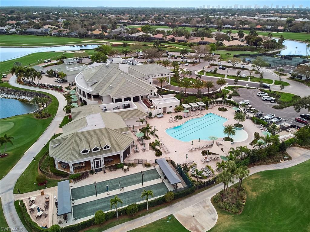 LANCASTER SQUARE - Residential