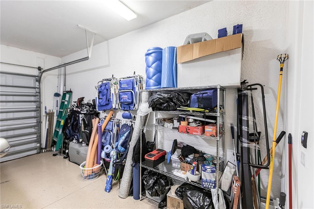 ASHTON PLACE - Residential Lease