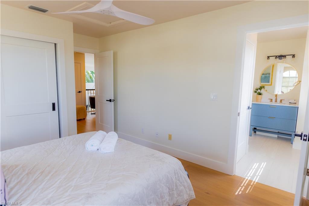 NAPLES PARK - Residential