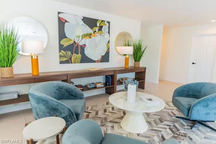 NAPLES PARK - Residential