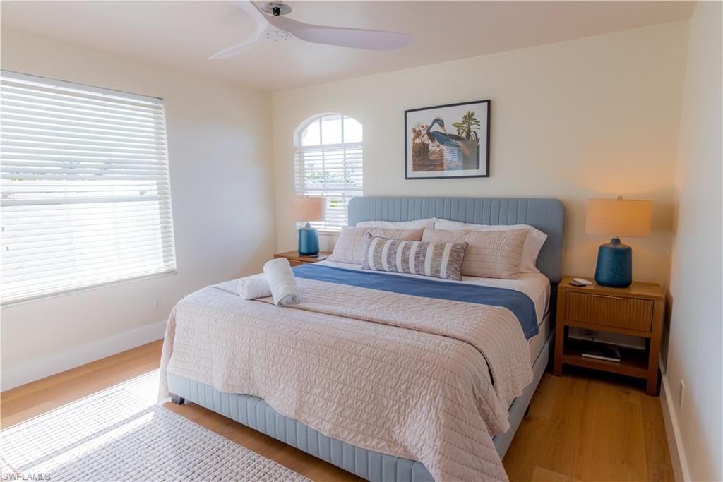 NAPLES PARK - Residential