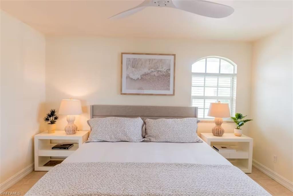 NAPLES PARK - Residential