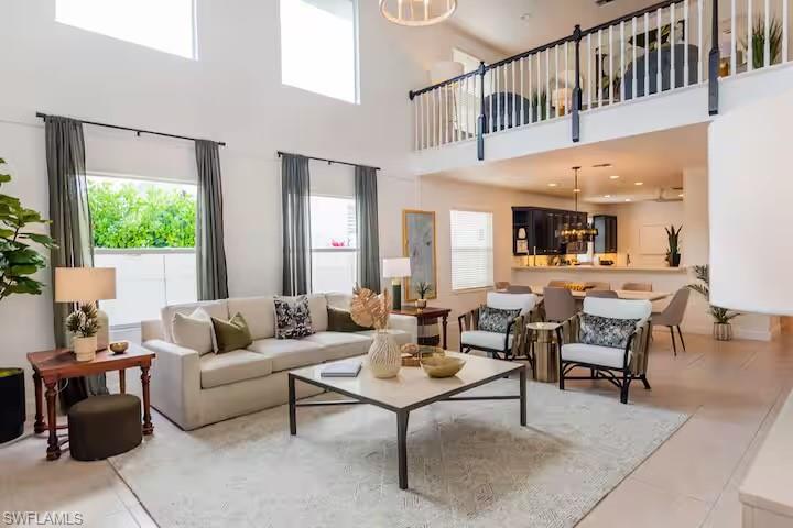 NAPLES PARK - Residential