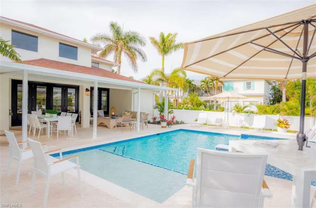 NAPLES PARK - Residential