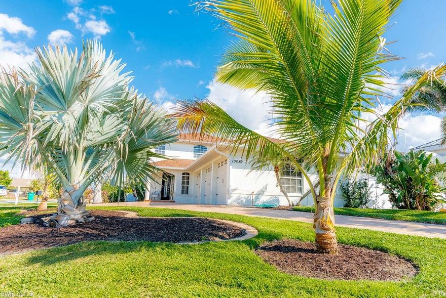 AMAZING and UNIQUE OPPORTUNITY for 5 BEDROOM, 4 1/12 BATH HOME with 3 CAR SIDE LOADING GARAGE CROWNED WITH A BRAND NEW POOL, SPA and HUGE PATIO.............. SOARING GREAT ROOM CEILING and LOFT SEATING AREA (14 x 11). PRIMARY BEDROOM SUITE IS ON THE GROUND LEVEL with ANOTHER BEDROOM ON FIRST FLOOR. THREE NEW ENSUITE BEDROOMS UPSTAIRS. NEW FLOORING, NEW DOORS, NEW PAINT IN NEW RENOVATION.............. GARAGE FLOOR with NEW EXPOXY COATING................TASTEFULLY REIMAGINED with DESIGNER TOUCHES.............."X500" FLOOD ZONE..............WALK or BICYCLE TO VANDERBILT BEACH an DELNOR-WIGGINS BEACH STATE PARK..............Location overlooks canals on the other side of Vanderbilt Drive............. Nearby attractions and conveniences include MERCATO (Whole foods, movie theater, restaurants, bars and nightlife, shopping, boutiques), PAVILION (restaurants, Naples Cyclery bike shop, LA Fitness, shopping, walk-in clinic and more), PELICAN BAY MARKETPLACE (Publix grocery store, Ace Hardware, CVS pharmacy, restaurants, shopping and more), WATERSIDE SHOPS (Apple Store, high end shopping, Williams Sonoma, boutiques and more).............. Ritz Carlton Hotel, LaPlaya Hotel, public library, pharmacies, Trader Joe's, many restaurants, hotels, marina and anything under the sun that you might want or need is at your fingertips..............THIS HOME IS THE COMPLETE PACKAGE..............IF YOU CAN, YOU ABSOLUTELY SHOULD!