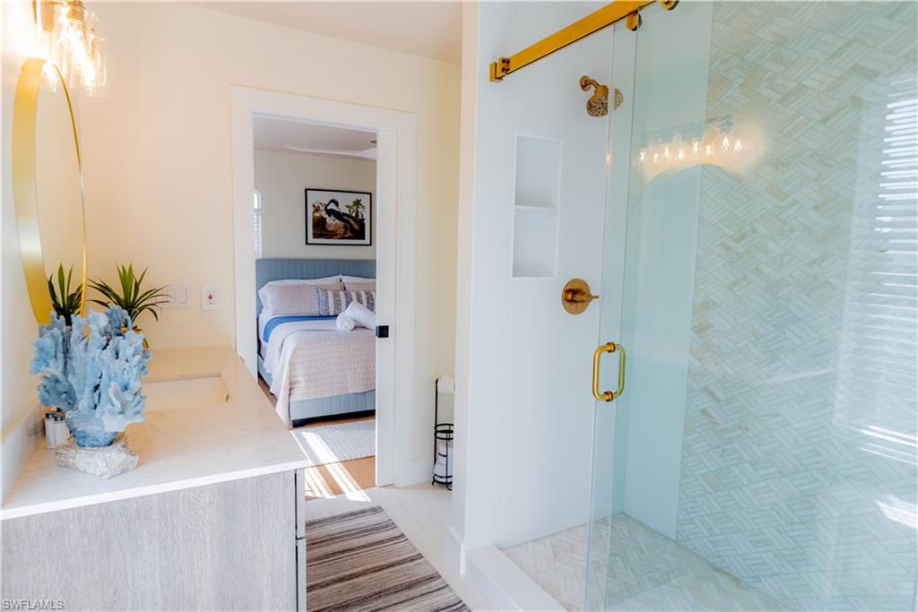 NAPLES PARK - Residential