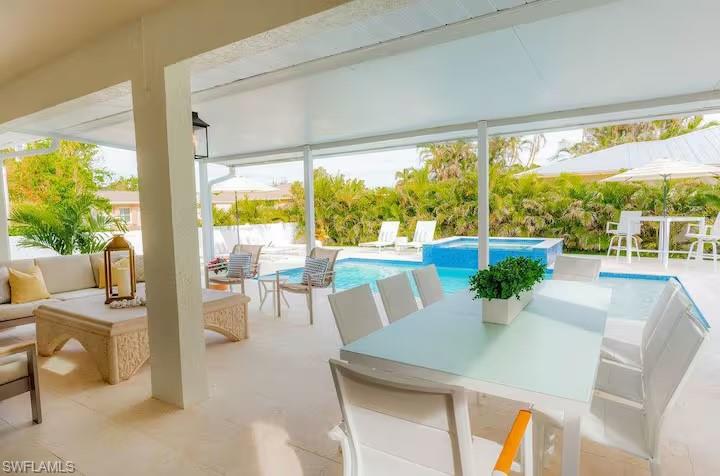 NAPLES PARK - Residential