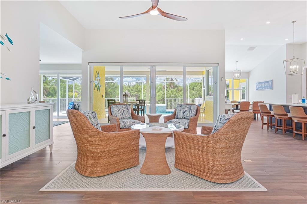 SOUTH CAPERS - Residential