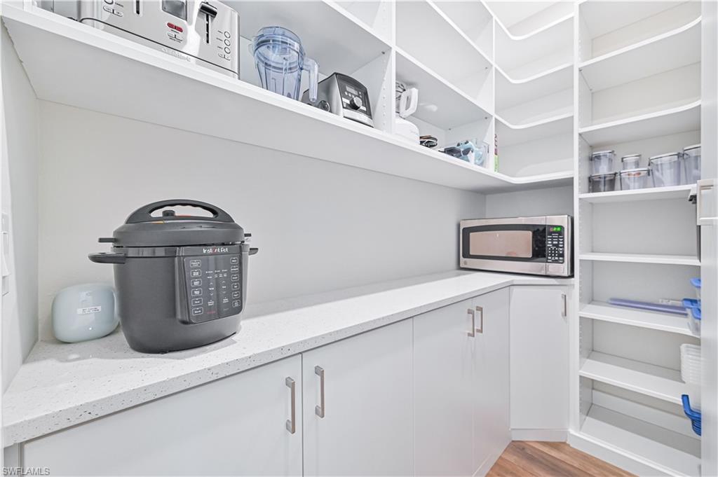SOUTH CAPERS - Residential