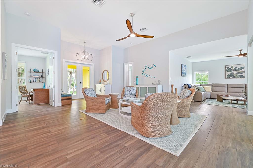 SOUTH CAPERS - Residential