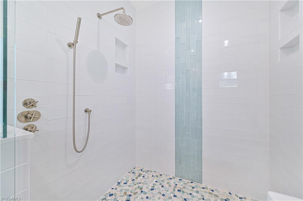 SOUTH CAPERS - Residential