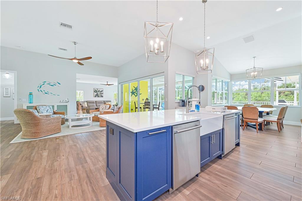 SOUTH CAPERS - Residential