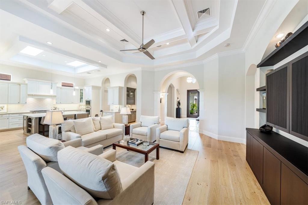 QUAIL WEST - Residential