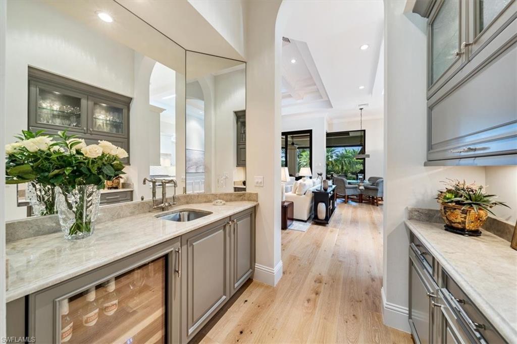 QUAIL WEST - Residential