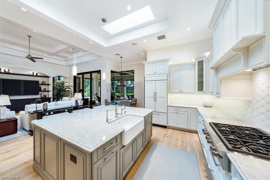 QUAIL WEST - Residential