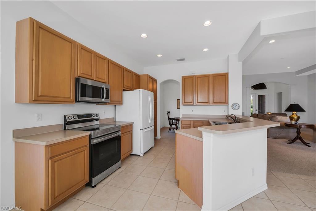 STILLWATER CAY - Residential