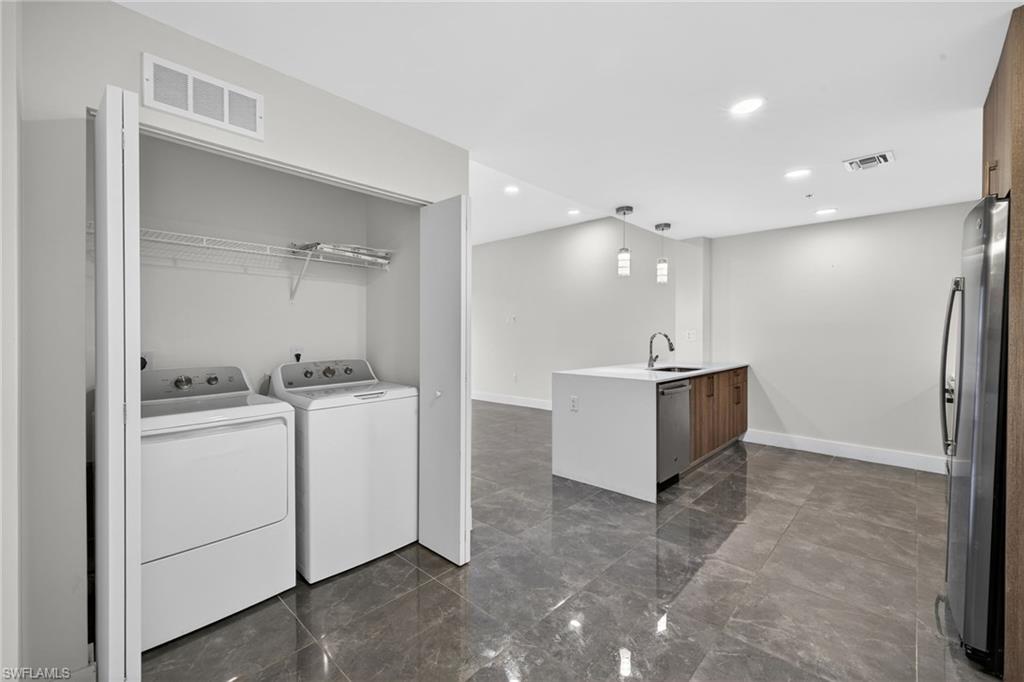 BOTANIKA - Residential Lease