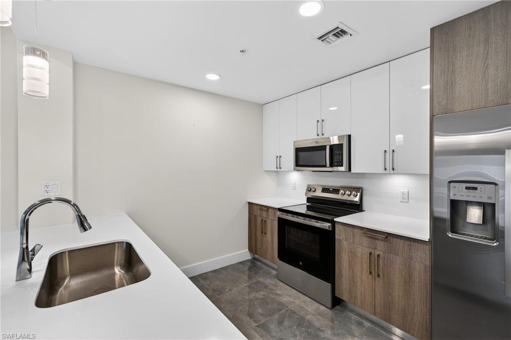 BOTANIKA - Residential Lease