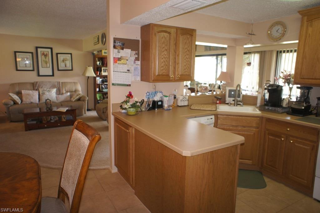 SEVEN LAKES - Residential