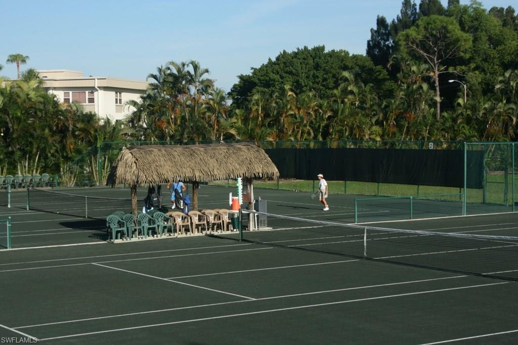 SEVEN LAKES - Residential