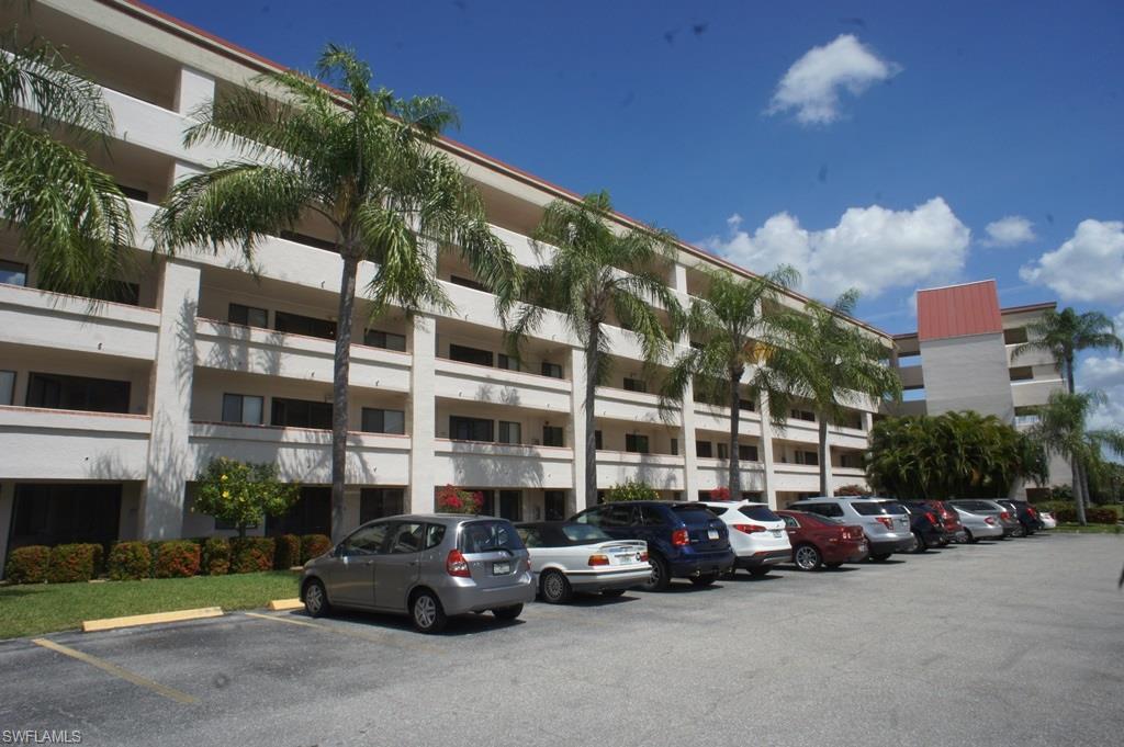 SEVEN LAKES - Residential