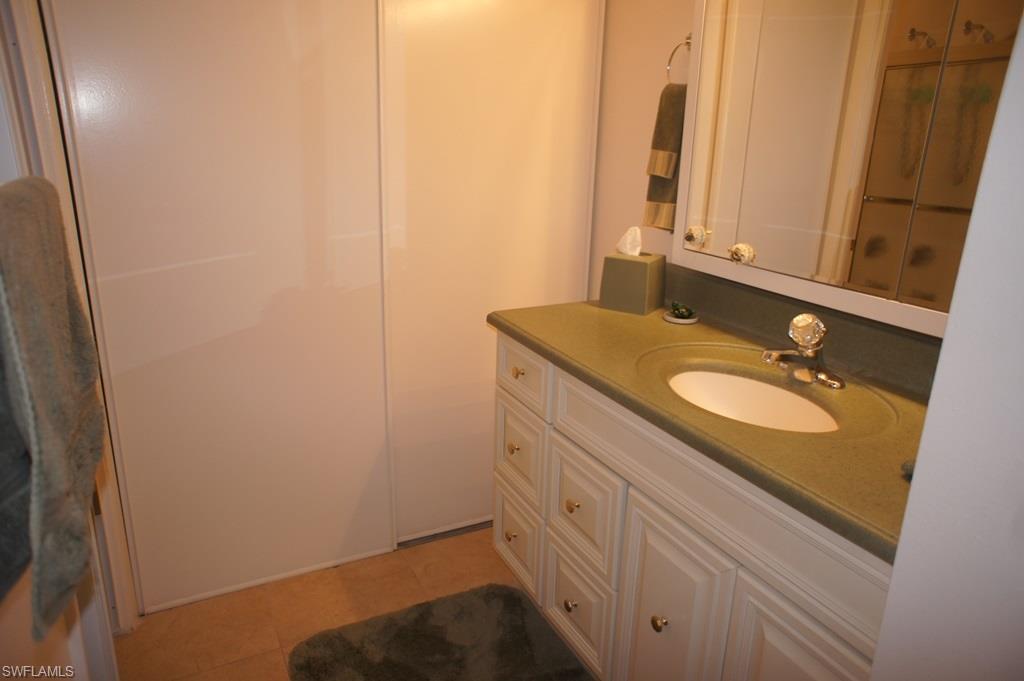 SEVEN LAKES - Residential