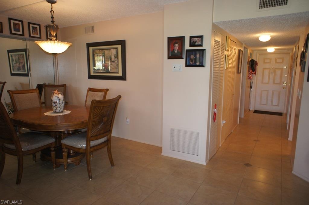 SEVEN LAKES - Residential