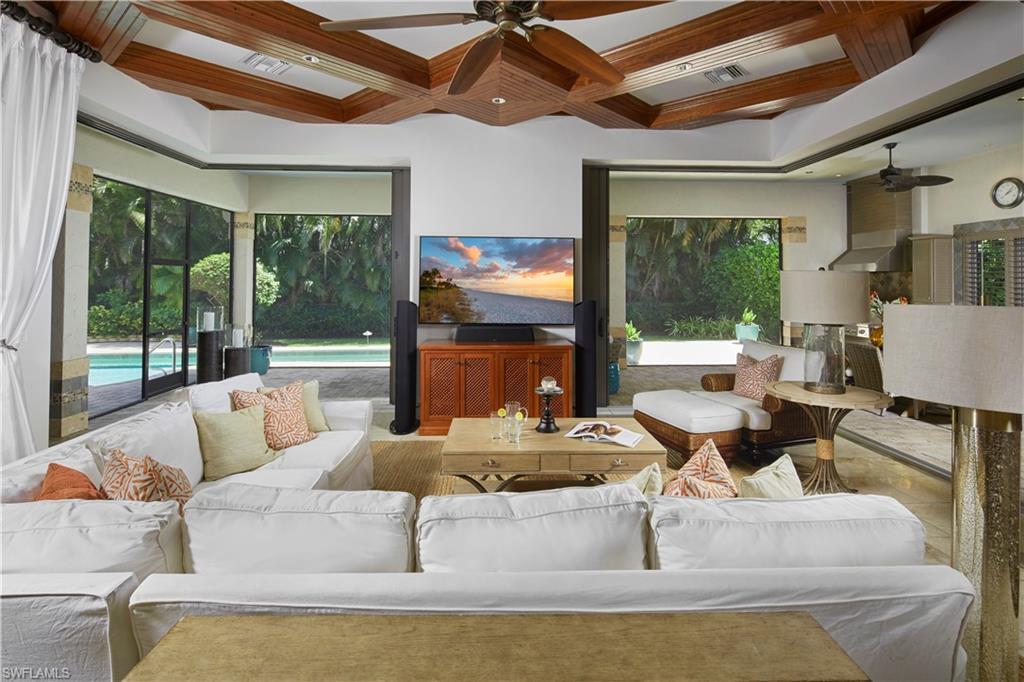 MOORINGS - Residential