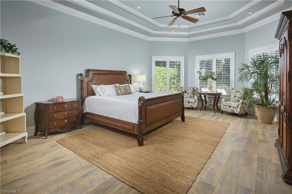 MOORINGS - Residential