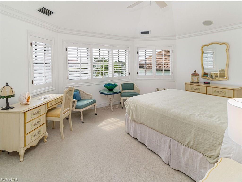 PARK SHORE - Residential