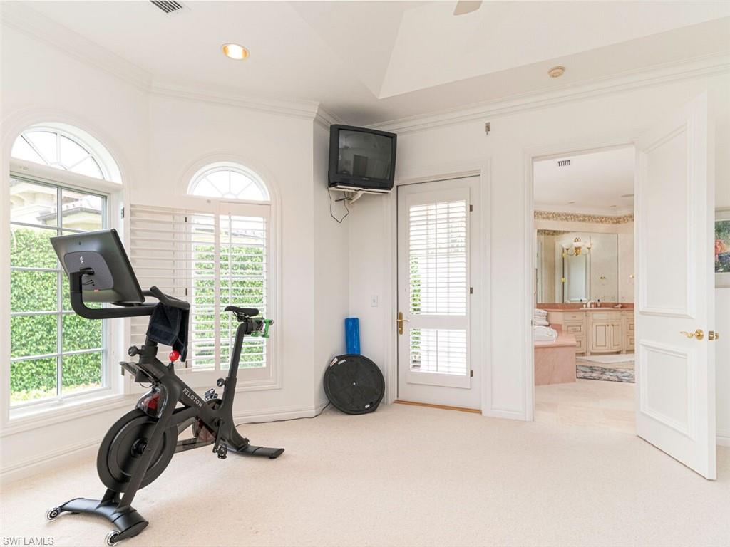 PARK SHORE - Residential