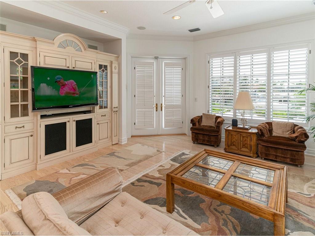 PARK SHORE - Residential