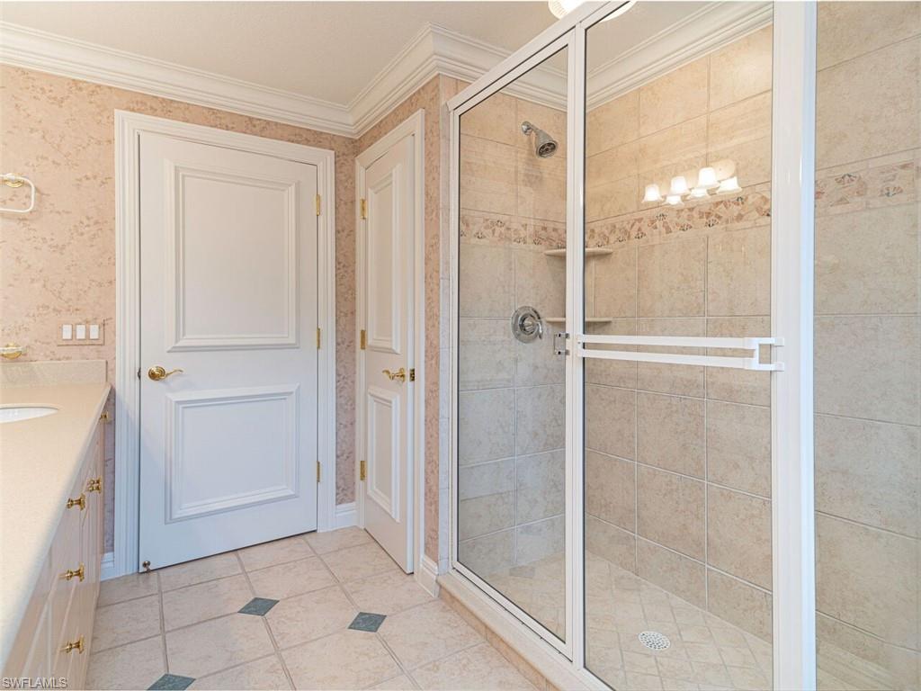 PARK SHORE - Residential