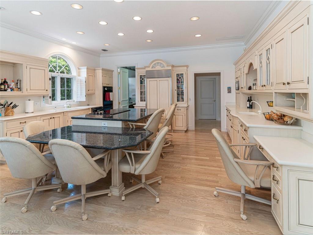 PARK SHORE - Residential